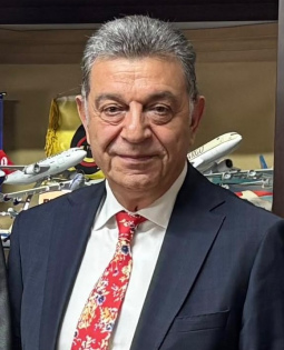ARİF BADUR